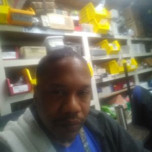 Meet your Posher, Akeem